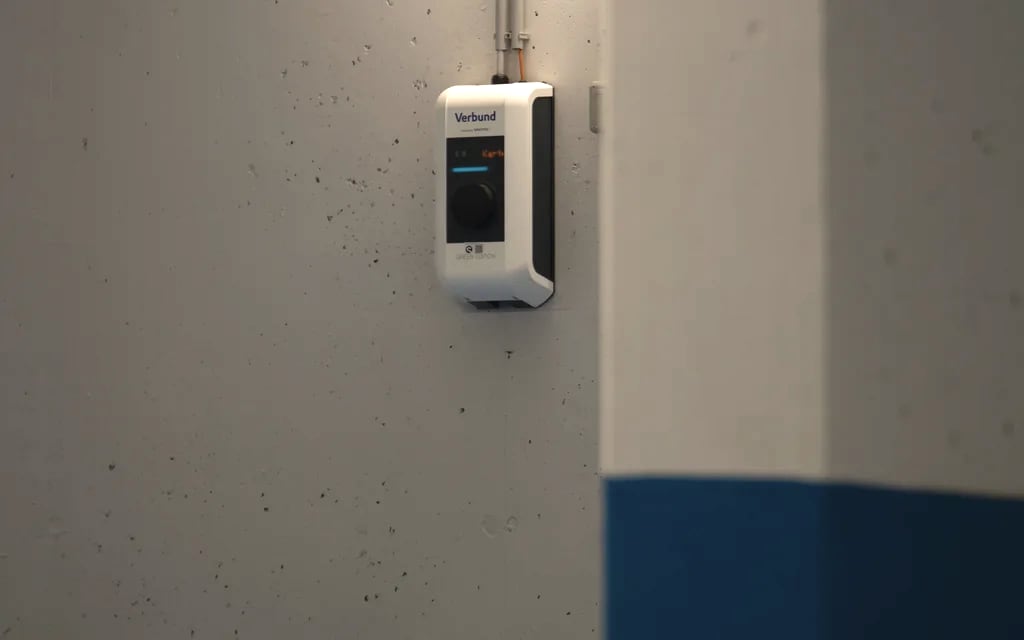 17 E-Ladestationen à 11 kW